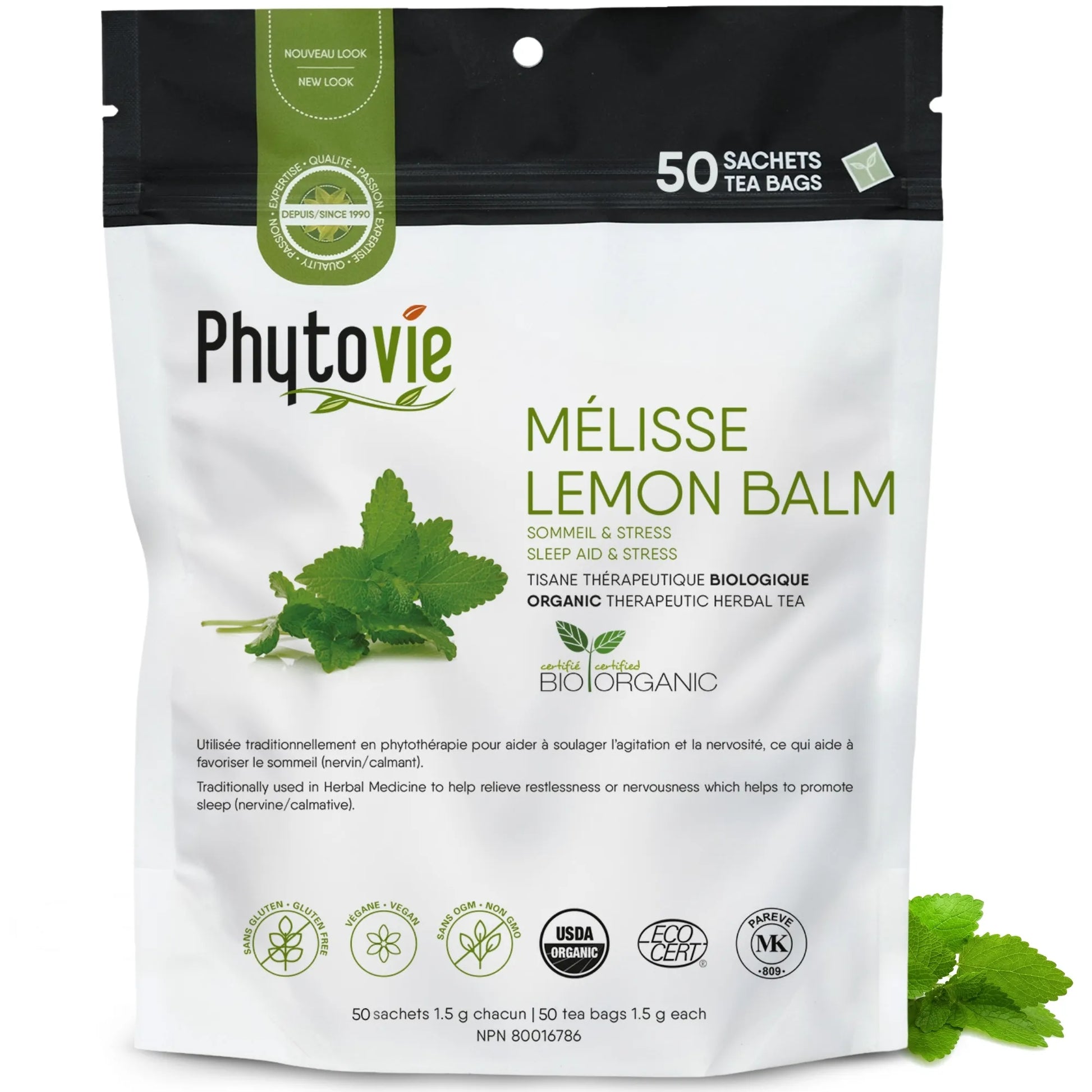 Tisane de mélisse biologique Phytovie en 50 sachets sur fond blanc, infusion naturelle utilisée traditionnellement pour le sommeil et la détente