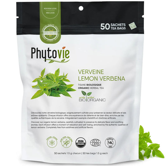 Tisane de verveine odorante en 50  sachets sur fond blanc avec feuilles de verveine citronnée, infusion naturelle reconnue pour ses propriétés apaisantes et rafraîchissantes